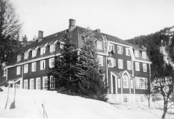 Utsund Folkehøgskulen Stempla 1936 - #KvH 103 b 