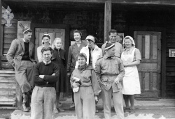 Brødrene Hauglid landhandel omlag 1950 - #KvH 09-094 b 