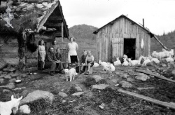 Bøsstaul i Øyfjell Anne og Tor Aabø 04 - #KvH 06-066 b 