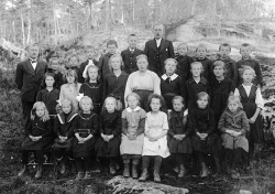 Brunkeberg skule før 1925 - #KvH 144 b 