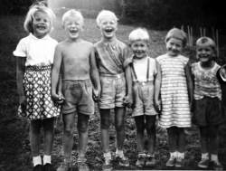 Åse Sveinung Otto Knut Bjørg-Hilde Vegard 02 - #KvH 09-130 b 