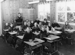 Brunkeberg skule 7 kl 1965 66 - #KvH 151 b 