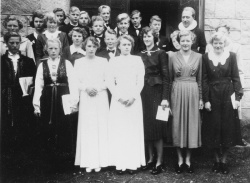 Konfirmantar Kviteseid 1952 - #KvH 03-082 www