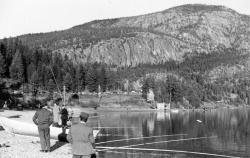 KvH 09-172 www Fiskekonkurranse Sorgenfri 1954 02.jpg
