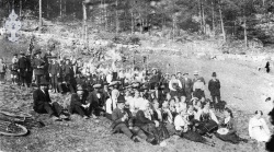 17 mai 1913 Vråliosen - #KvH 08-002 b