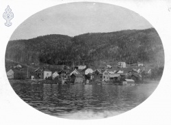 Byen frå fjorden Truleg frå 20talet - #KvH 02-075 b 