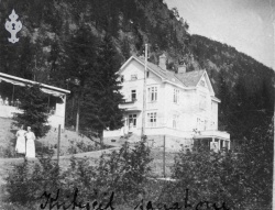 Kviteseid Sanatorim m kurhall - #KvH 04-063 b 