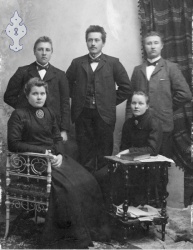 Bfv Olav Kvålseth Tov Midtbøen Olav Svanajord Fr f v Anne Midtbøen Åse Kvålseth - #KvH 05-023 b 