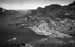 20180 b Vrådal m kyrkja 130949.jpg